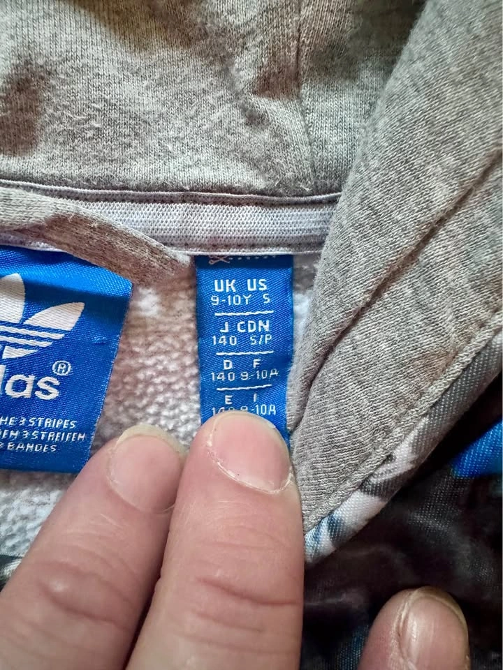 Adidas Hoodie - kids LIKE NEW - photo 5