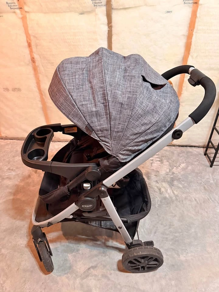Graco Baby Stroller – Excellent Condition