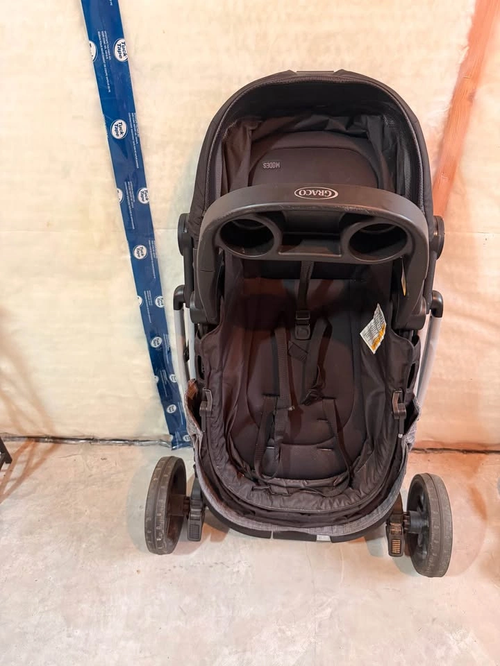 Graco Baby Stroller – Excellent Condition - photo 3