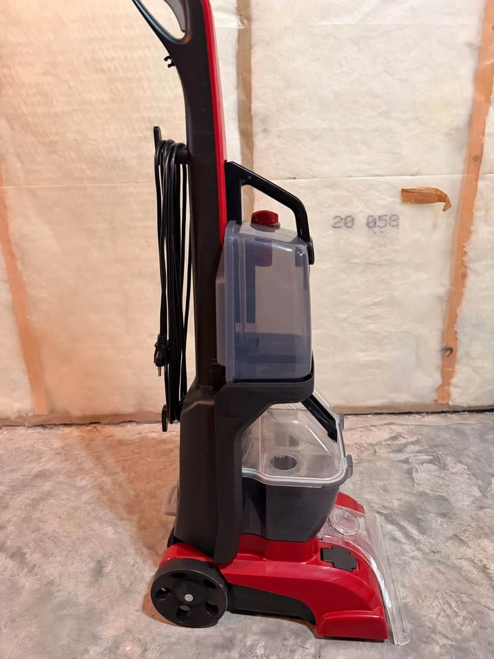 Hoover PowerScrub Carpet Cleaner – Excellent Condition - photo 2