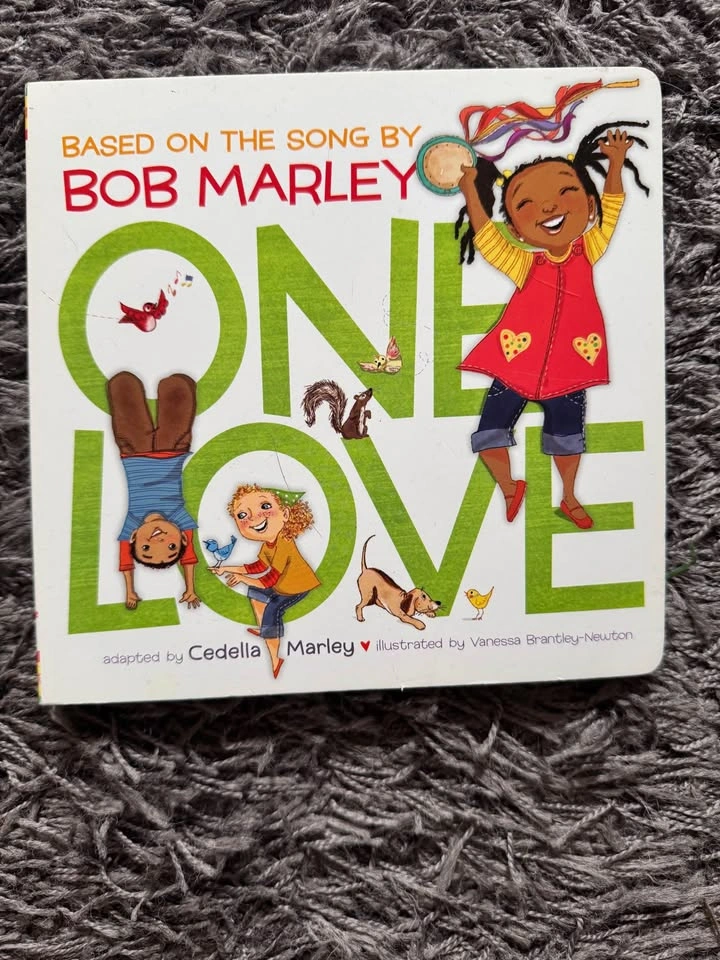 Popular kids books - assorted $3 each - photo 5