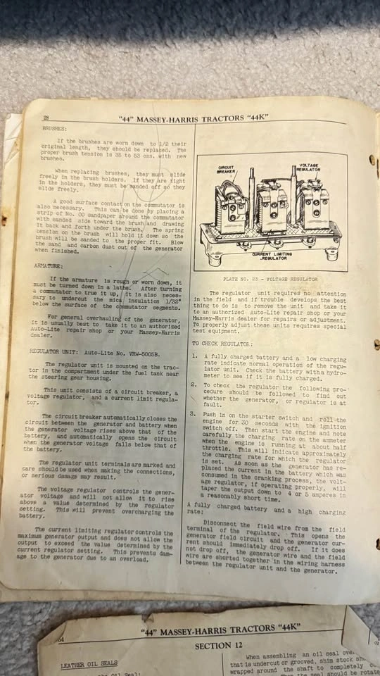 Vintage McCormick Tractor Manuals & Catalogs - photo 4