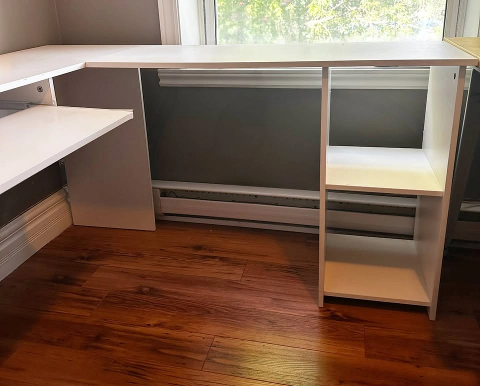 White L-Shaped Desk with Keyboard Tray - photo 3