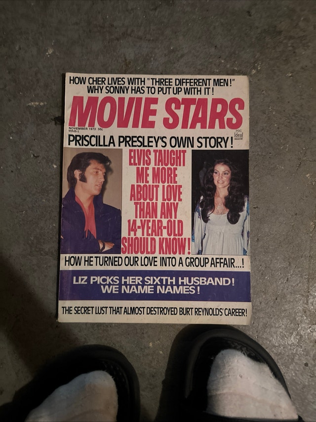 24 Elvis Presley Vintage Magazines + 3 Items - $2 Each - photo 2