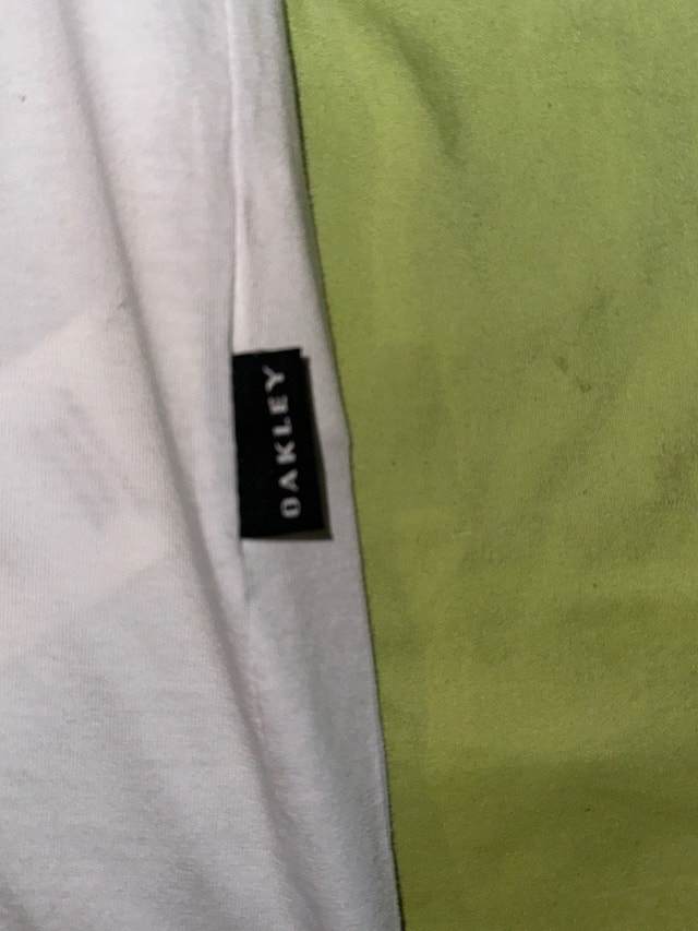 White Oakley T-Shirt Size XL - photo 4