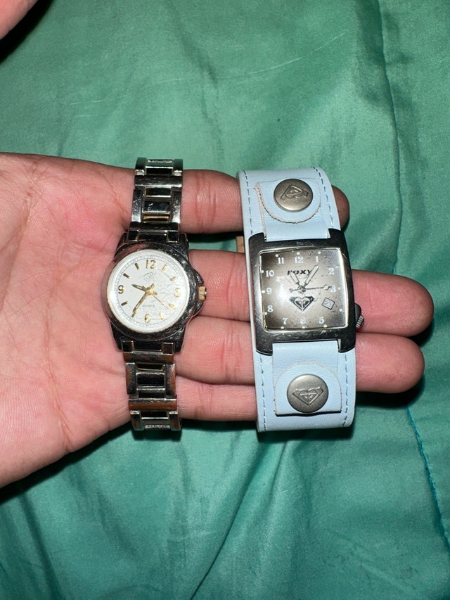 Two women's watches - $5 each - photo 2