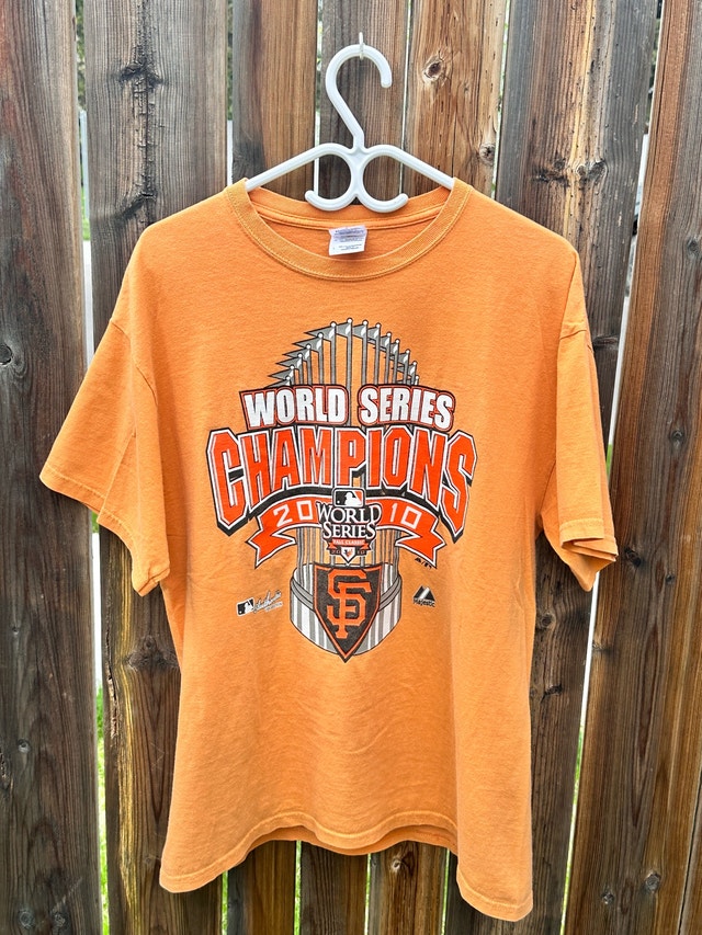 2010 San Francisco Giants World Series Champs T-Shirt - photo 2