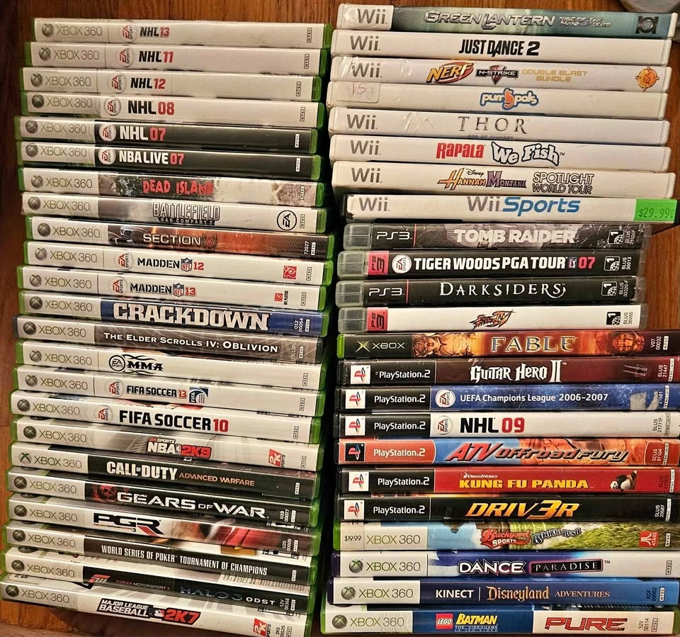 46 Empty Video Game Cases/Manuals
