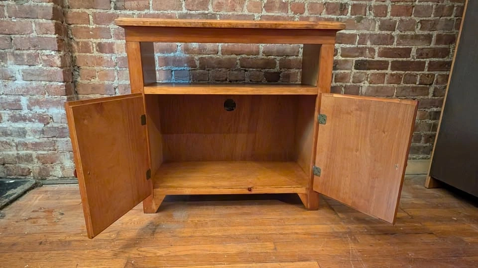 Solid wood TV stand/media cabinet - photo 4