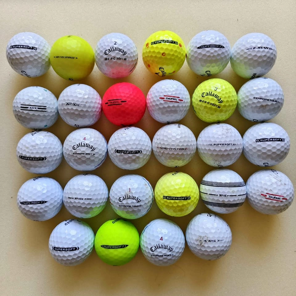 28 Mixed Premium Golf Balls