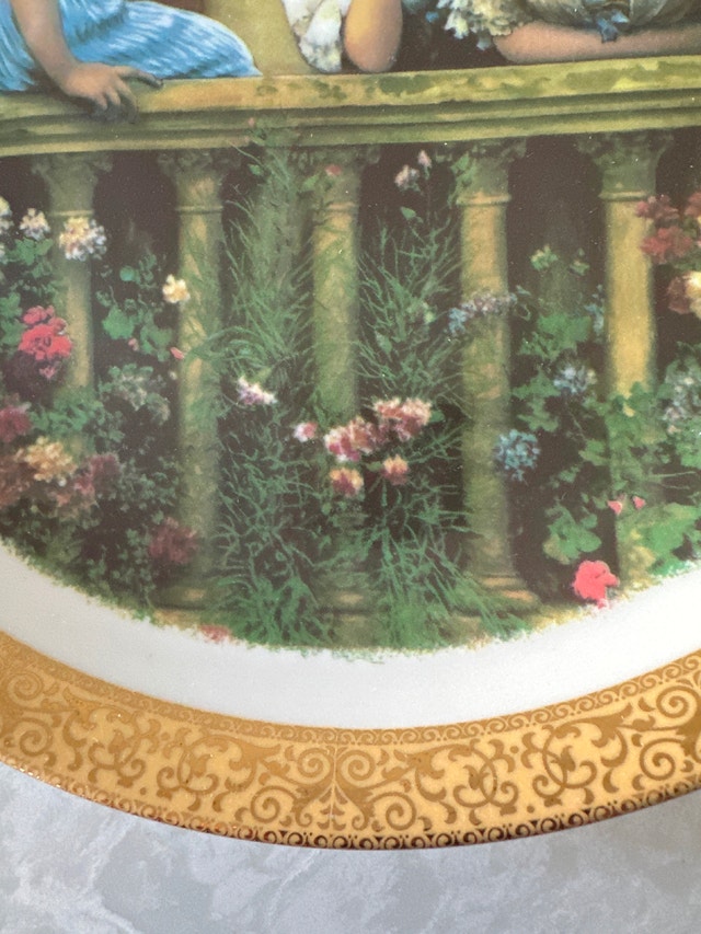 Limoges 22K Gold Plate "The Balcony" by Eugene De Blaas, 12" DIA - photo 5