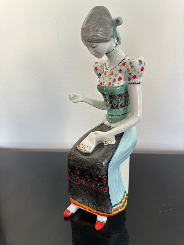 Hollóháza Hungarian Vintage Porcelain Figurine