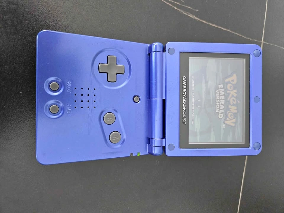 Game Boy Advance SP - Blue