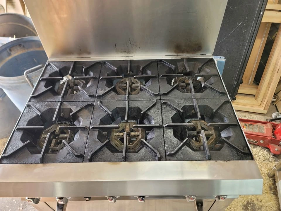 Ikon 6 Burner Commercial Stove - photo 2