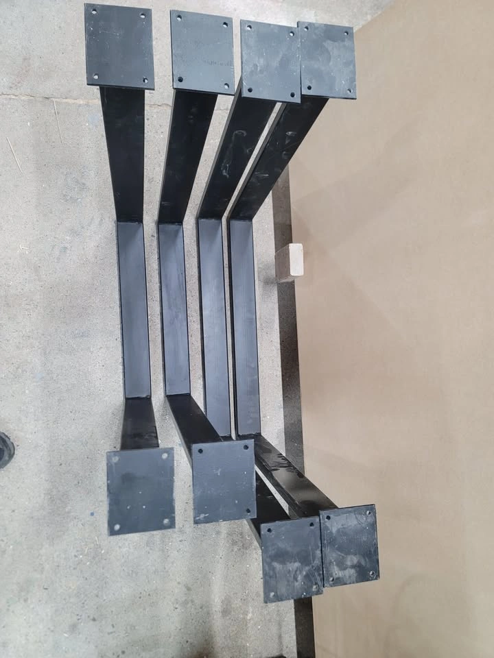 Black Metal Table Legs - photo 3