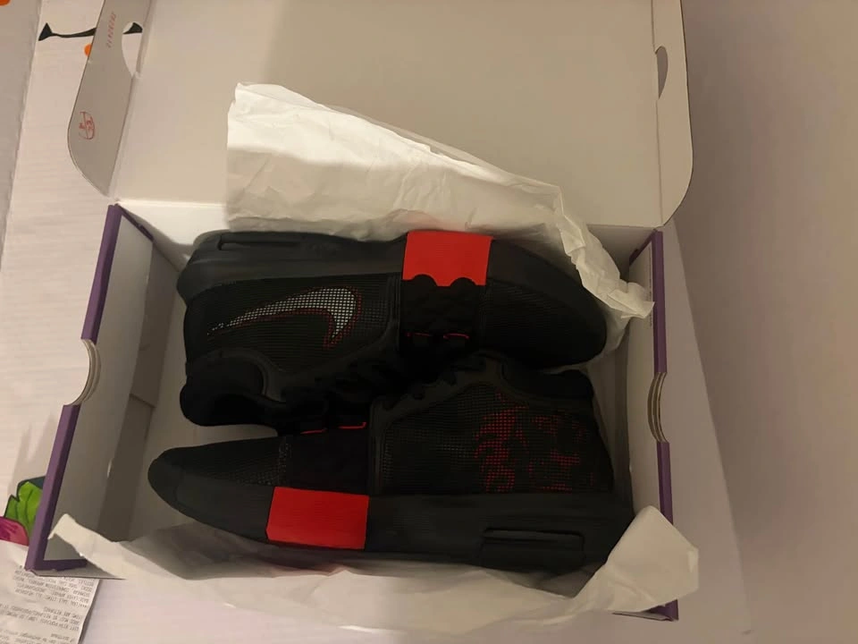 Nike US 10.5 LeBron Basketball Shoes - photo 2