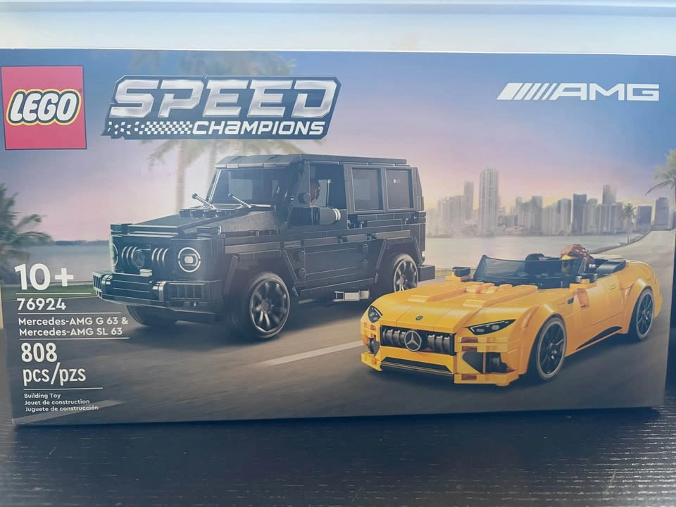 LEGO Speed Champions Mercedes AMG 2 Pack - photo 2