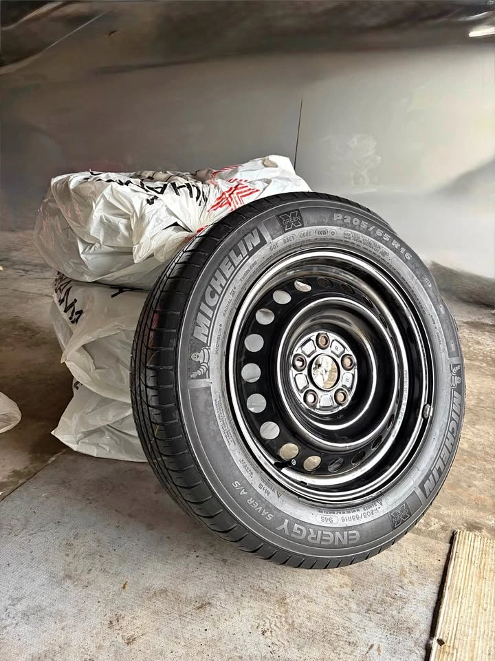 Michelin All Season Tires P205/65R16 94T with steel rims