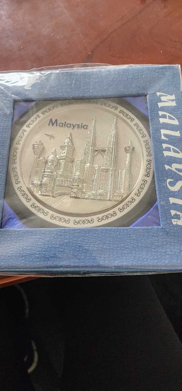 Malaysia Souvenir Coin Plate - photo 2
