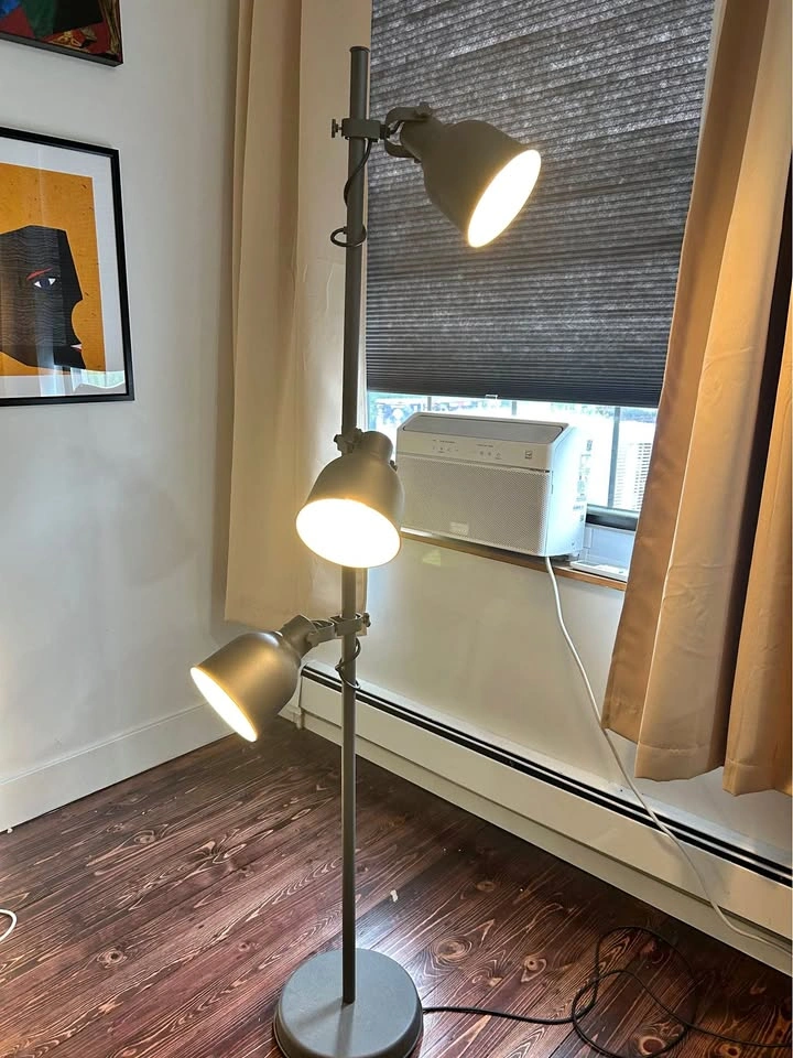 IKEA Hektar lamp with 3 spotlights