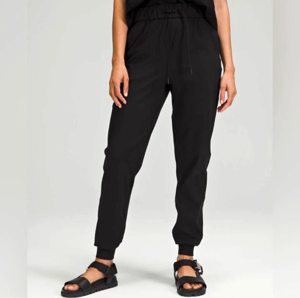 Lululemon Stretch Jogger