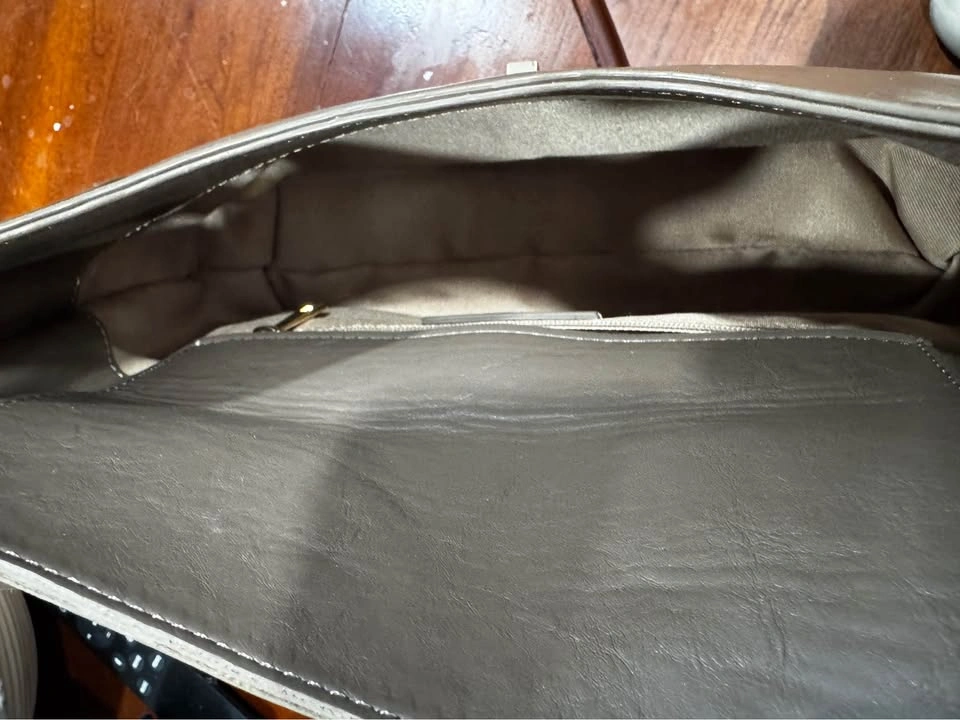 Tan Hand Purse - photo 3