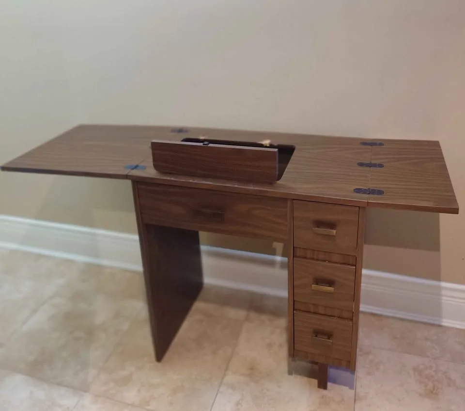 🪡🧵Sewing Machine Table image indicator(4)