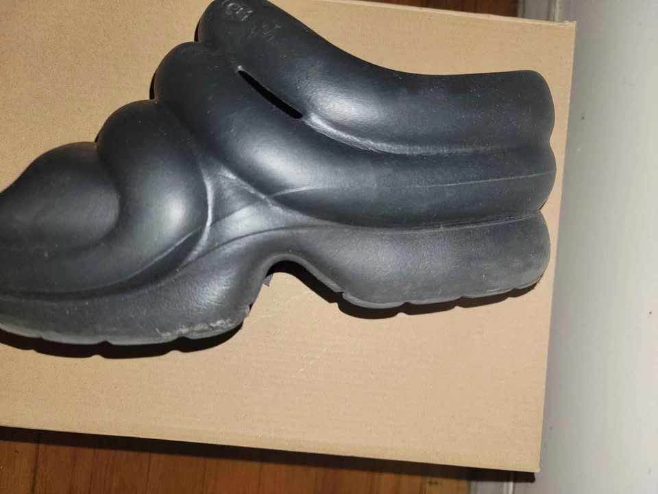 Pink and Black Uggs - Size 8 - photo 5