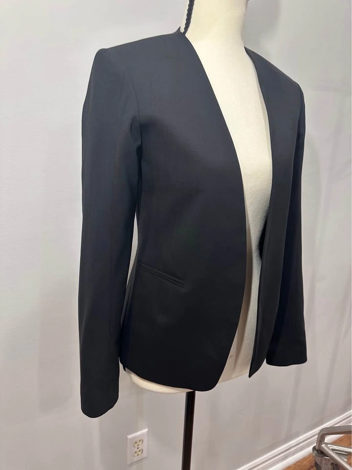 EUC THEORY Kacela Classic Black Blazer - Virgin Wool - Size 0 - photo 2