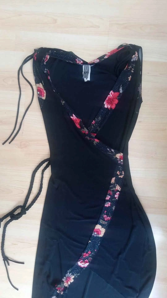 Vovo Black Floral Wrap Dress - photo 3