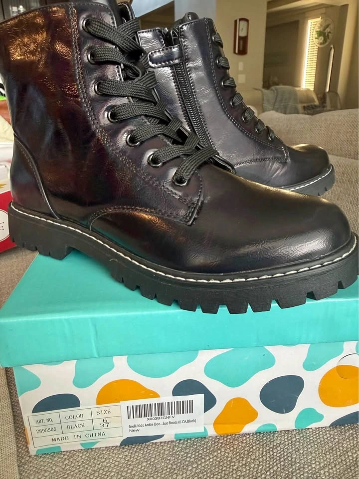 Zipper Combat Style Ankle Boots