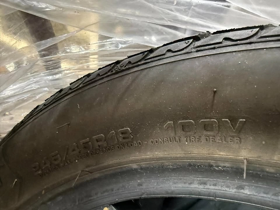 Run Flat Tire - photo 2