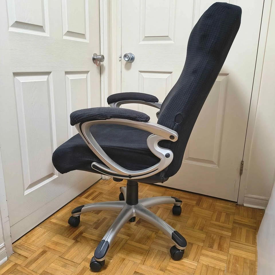 High-Back Office Chair with Black Fabric Cover - photo 2