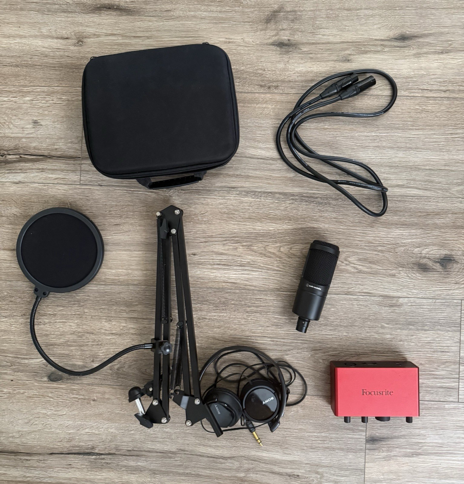 Home Studio Recording Set: Scarlett Audio Interface And Audiotec
