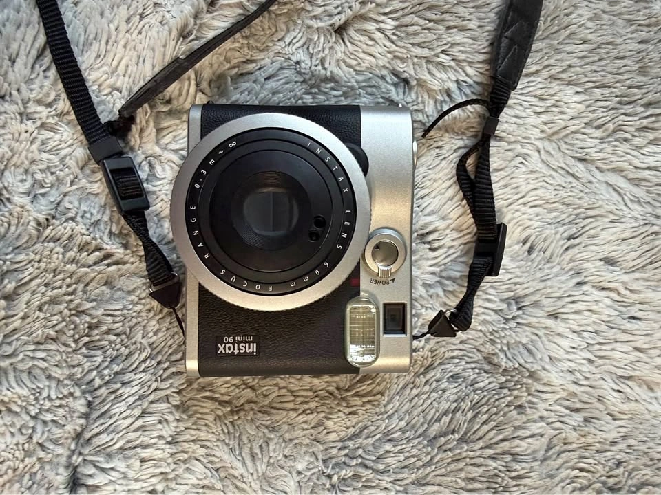 Fujifilm Instax Mini 90 Neo Classic Instant Camera
