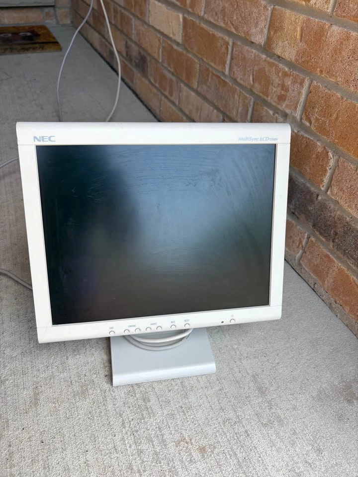 NEC MultiSync LCD1550V Monitor - 15 Inch - photo 2