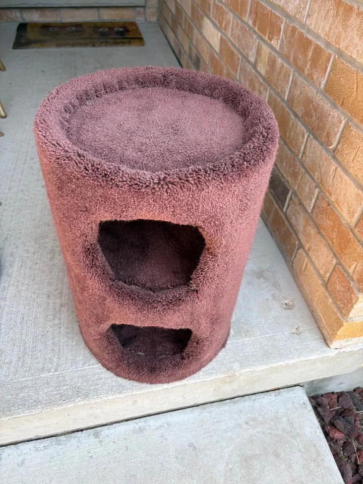 Pink Sherpa Pet Carrier & Brown Cat Condo Set - photo 2