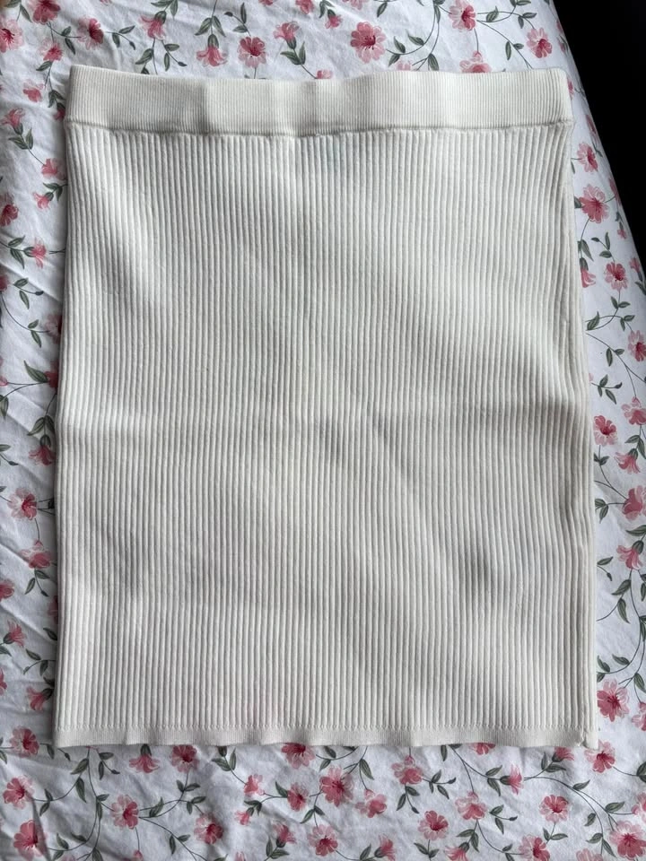 Aritzia Wilfred Knit Skirt