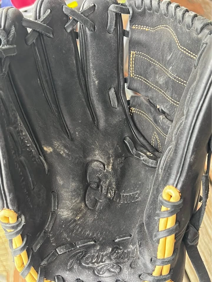 Rawlings Gold Glove Elite RH Infield Baseball Glove 12" (Used) - photo 2