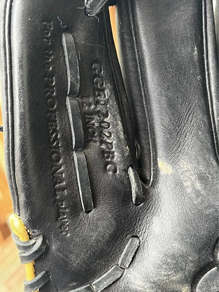 Rawlings Gold Glove Elite RH Infield Baseball Glove 12" (Used) - photo 3