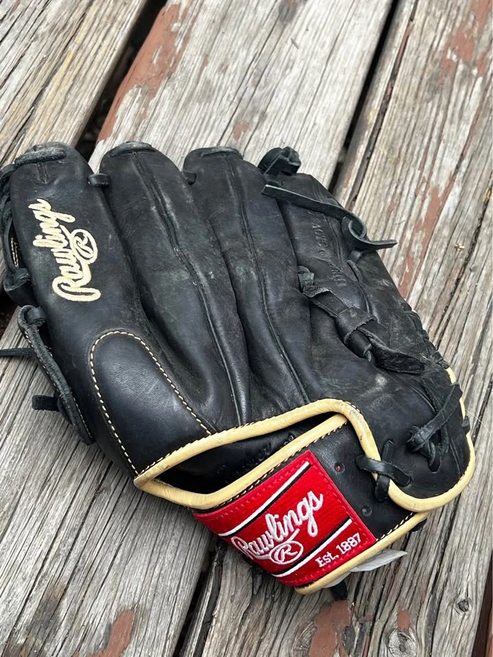Rawlings Gold Glove Elite RH Infield Baseball Glove 12" (Used) - photo 4