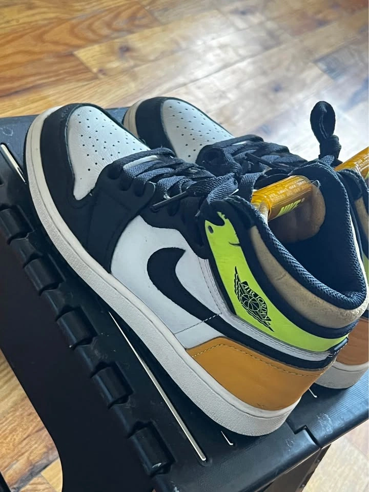 Jordan Air Jordan 1 Mid GS. SIZE 5Y - photo 4