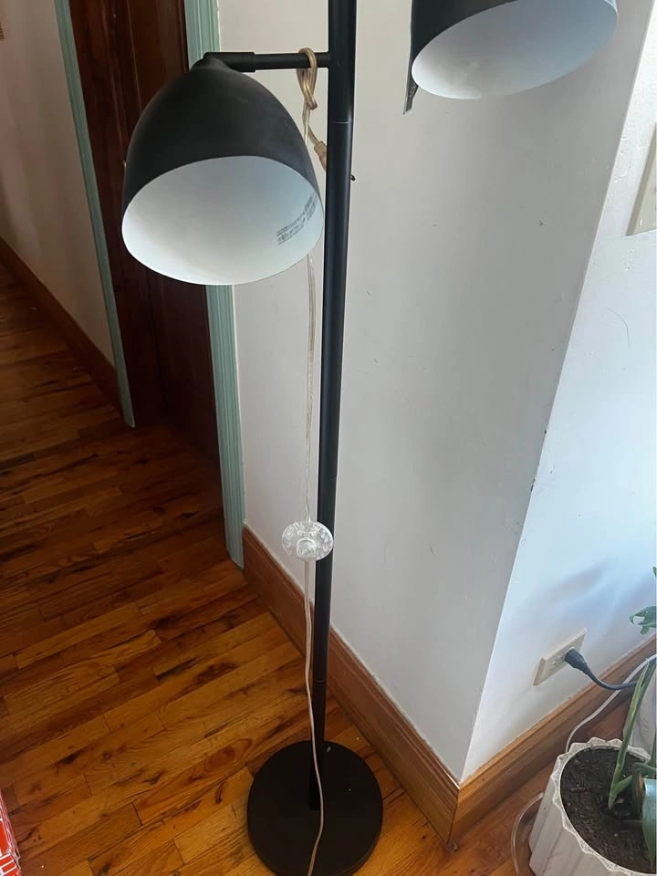 Modern 3-Light Black Floor Lamp - photo 4