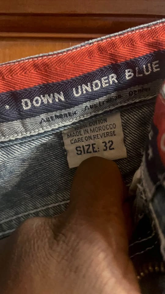 Vintage COOGI Baggy Distressed Carpenter Denim Shorts Size 32 - photo 3