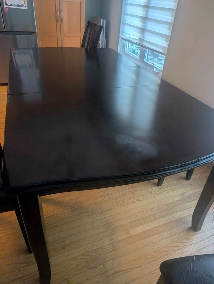 Dining room table - photo 2