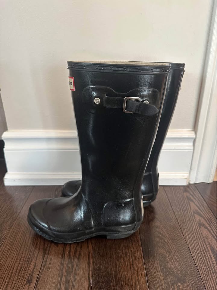 Kids Hunter Gloss Rain Boots - EUC - photo 2