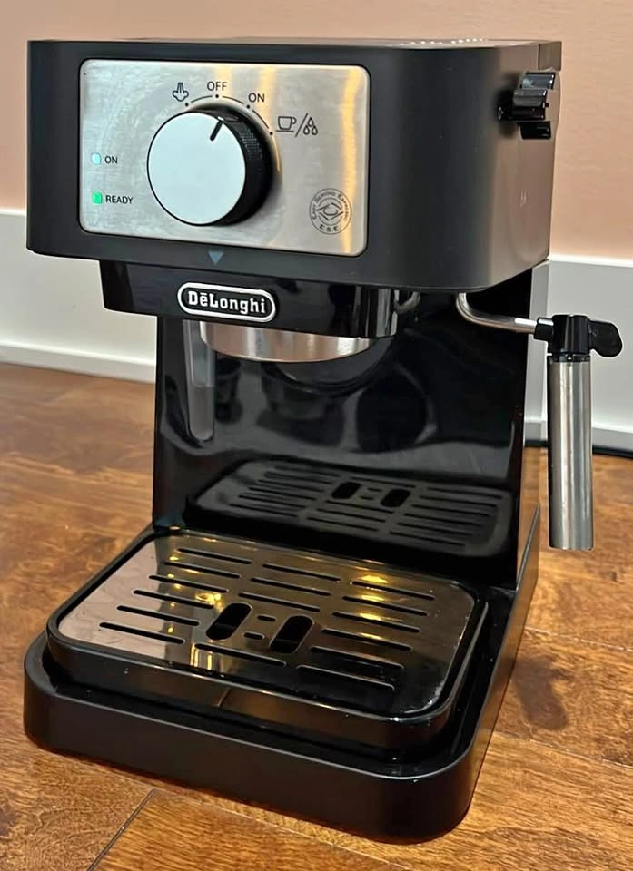 De’Longhi Stilosa Espresso Machine