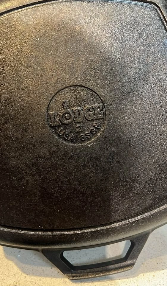 LODGE Large Square Cast Iron Grill Pan - photo 3