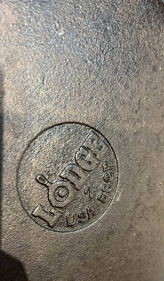 LODGE Large Square Cast Iron Grill Pan - photo 4