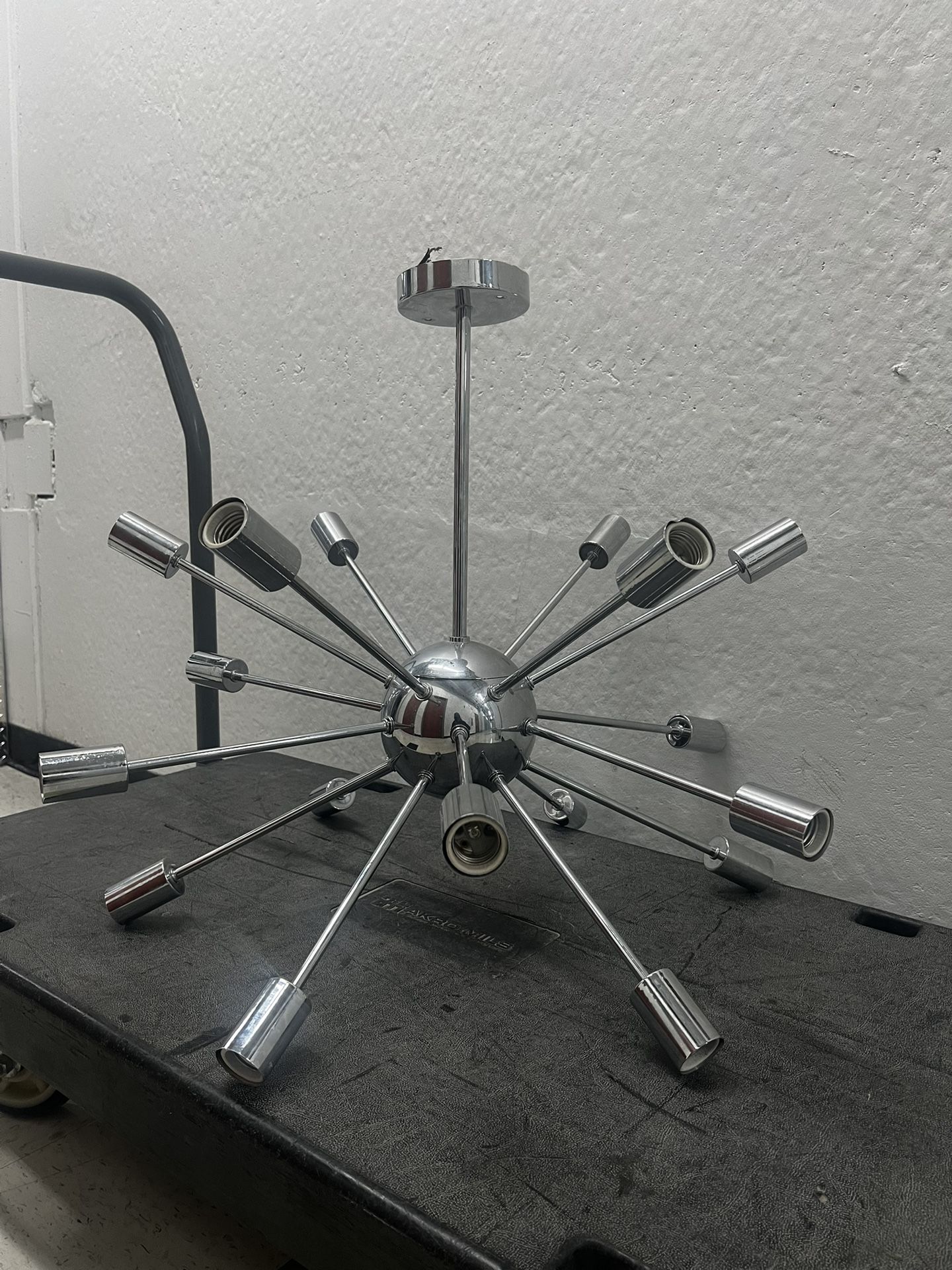 26" Metal Sputnik Style Chandelier - 18 Arms